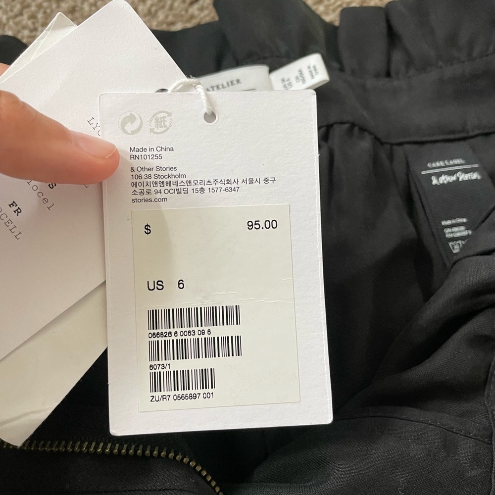 NWT & Other Stories - Black Ruffle High Rise Pants - Picture 7 of 10